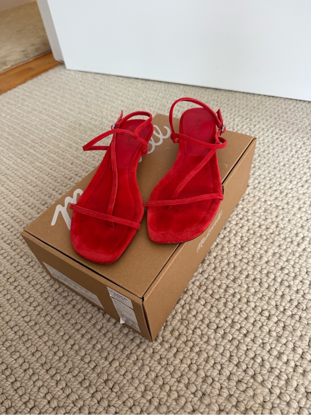 Madewell Maycie asymmetric t-strap low-heel red suede sandals - Picture 3 of 6